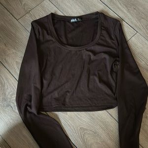Brown scoopneck long sleeve